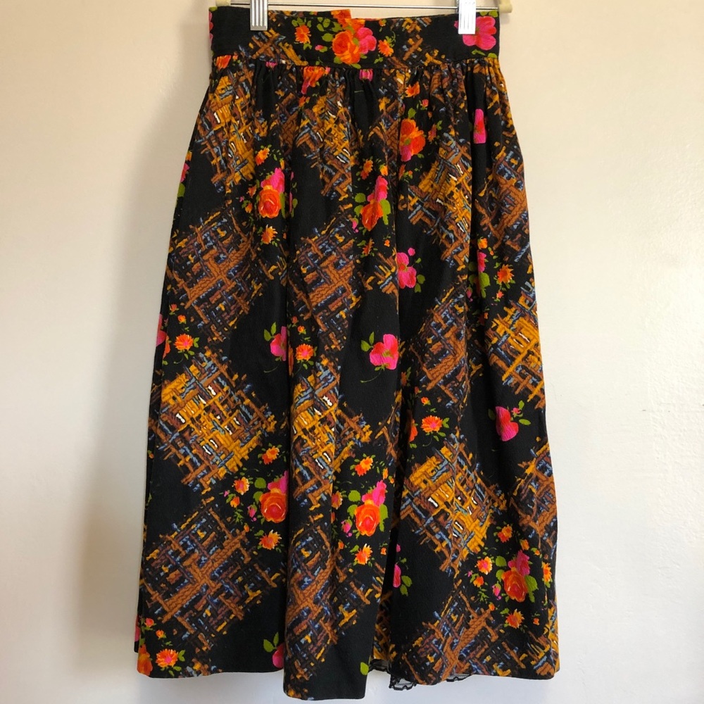 VINTAGE AZTEC Mexican Black Patterned Flower Skirt